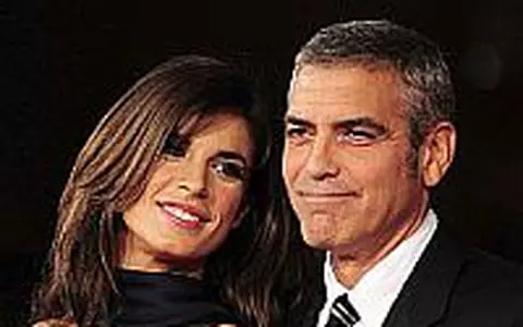 Renunta George Clooney la burlacie?