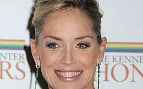 Sharon Stone - Invitata speciala in serialul ’Law&Order”