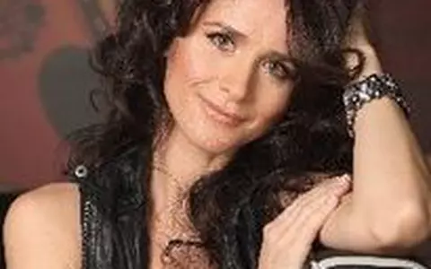 Madalina Manole revine pe scena
