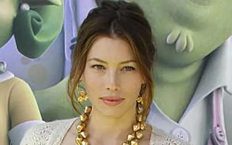 Jessica Biel - "Kilimanjaro: O experienta fantastica"