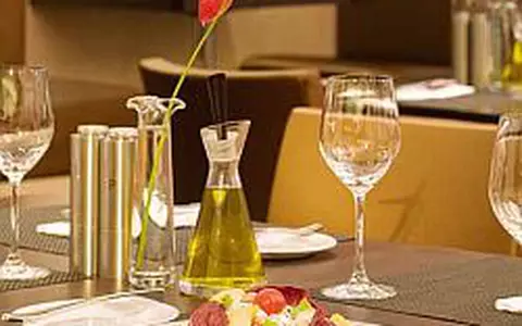Cafe Theatro - Vremea dorintelor