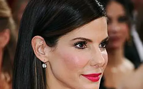 Sandra Bullock - Intre Oscar si Zmeura de Aur - VIDEO