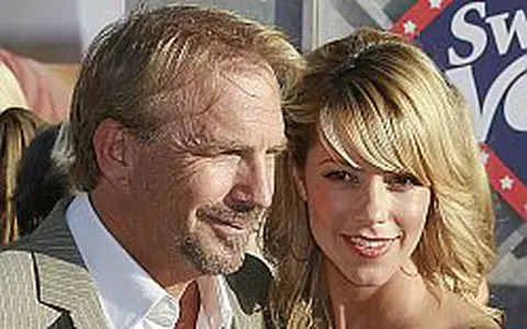 Kevin Costner va fi inca o data tata. E a saptea oara!