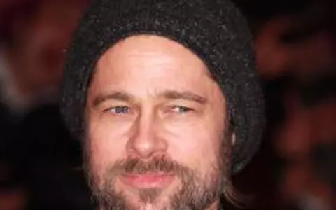 Brad Pitt suspectat ca ar fi mason