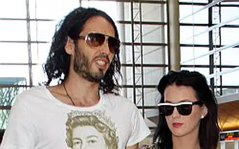 Katy Perry si Russell Brand - In cautarea tatuajului perfect