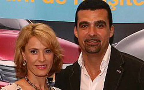 Monica Davidescu si Aurelian Temisan vor fi parinti