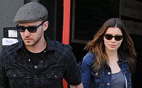 Justin Timberlake - De mana cu Jessica Biel