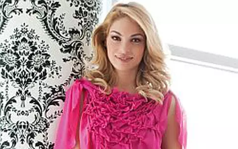 Valentina Pelinel - From New York, with love!