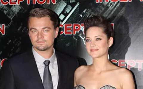 Marion Cotillard in Dior la premiera filmului ”Inception” din Paris