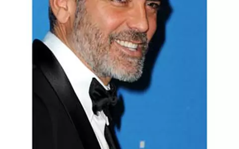Clooney, Pitt, Bardem - Barbatii cel mai bine imbracati de la Hollywood