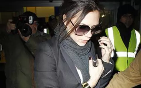 Victoria Beckham insarcinata. Vezi ce outfit poarta!
