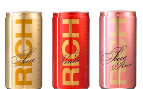 RICH Prosecco - vin spumant italian in cutie aurie de designer