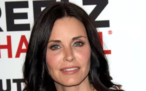 Secretul siluetei lui Courtney Cox