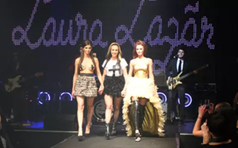 Papusile prind viata: Laura Lazar a lansat colectia "Doll Parts"