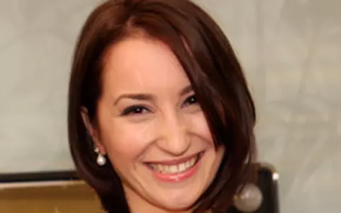 Oana Dinculescu este noul make-up artist Oriflame  Romania