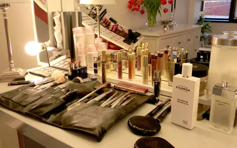 Locul perfect pentru sprancene perfecte