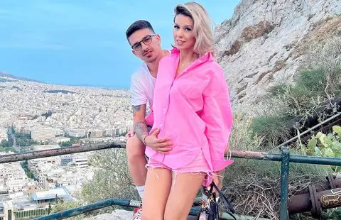 411aeeb8-c429-4d12-8ca2-0b9b36a9ab12