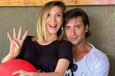 Imagini noi din casa cuplului Adela Popescu - Radu Vâlcan. Cât au costat cele mai scumpe piese de mobilier