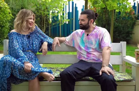 Cum arată vila de lux, de 300.000 de euro, în care locuiesc Smiley și Gina Pistol. Camera fiicei lor este deosebită