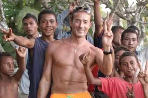 Cum arată paradisul lui Radu Mazăre din Madagascar, acolo unde s-a refugiat la ieșirea din închisoare. Fostul primar al Constanței deține un resort cu 16 bungalowuri