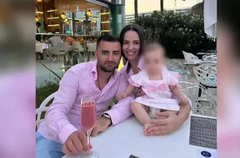 Părinţii fetiței de 2 ani care a murit la dentist, audiați la Poliţia Capitalei. Deşi mama a semnat acordul pentru intervenţie, actul e nul: "Să-i lăsăm să-și plângă fata"