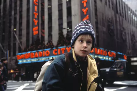 Când se difuzează „Singur Acasă” la Pro TV în decembrie 2025. Detalii neștiute din culise: Macaulay Culkin, actorul principal, a vrut să cumpere casa din film