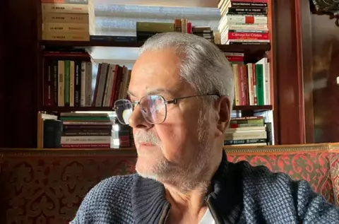 Adrian Năstase a fost operat la Spitalul "Foișor" din București. Ce probleme de sănătate are fostul premier, la 75 de ani: "Urmează o perioadă mai lungă de recuperare"