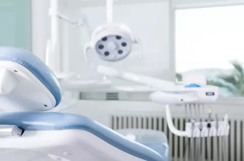 O fetiță de 2 ani a murit la stomatolog, în urma unui stop cardio-respirator, după ce i s-a făcut anestezie generală. Tatăl micuței acuză medicii: "Au omorât-o, asta este părerea mea"