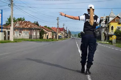 Șoferii începători nu vor putea conduce aceste mașini timp de doi ani. Proiectul de lege va fi votat de deputați și va schimba Codul Rutier