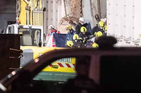 Una dintre româncele dispărute sub dărâmăturile unei case in Germania a fost găsită moartă, după 55 de ore de căutări