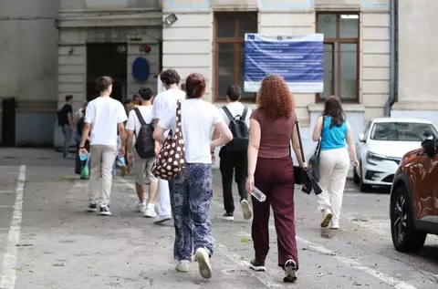 Elevii care nu ajung la probele la matematică și istorie de la Bac 2026 la ora 9:00 dau examenul la ora 13:00