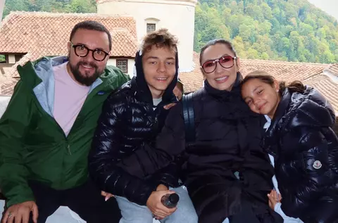 Unde s-au retras Andra și Cătălin Măruță după ce au muncit de Revelion 2026. O vedetă le e alături: „Bucuria simplă de a fi împreună”