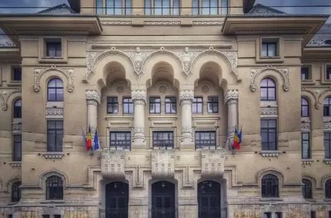 ULTIMA ORA!! S-a retras din cursa pentru Primăria Capitalei. Nimeni nu se astepta 😮