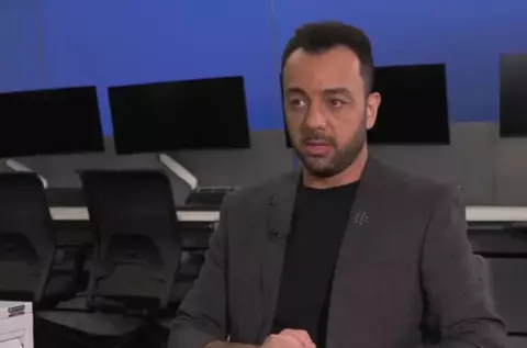 Cine este fotbalistul român care ar fi comis un atac la ordinul Iranului. Ținta a fost un jurnalist ostil regimului de la Teheran