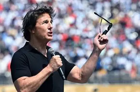 Cum nu s-a mai văzut în istoria fotbalului! » Atmosferă de Hollywood la Spania - Argentina, Tom Cruise a ridicat în picioare stadionul: „Aceasta este măreția!”