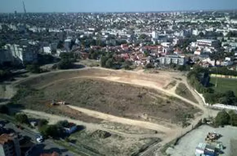 După 3 ani de la demolare, au început lucrările la noul stadion al echipei din Superligă: „Toamna începe cu proiecte mari”