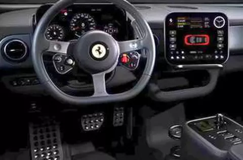 Ferrari, epic FAIL după lansarea primului supercar 100% electric: „Arată ca un telefon! Rămâneți la făcut pizza!” » Prăbușire brutală la Bursă