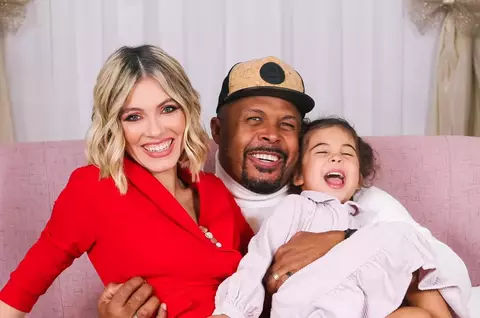 Andreea Ibacka a organizat activitățile copiilor într-un document, pe zile și ore. Cum s-a adaptat Cabral: „Dacă uită ceva, eu, picătura chinezească, cicălitoare de mică”