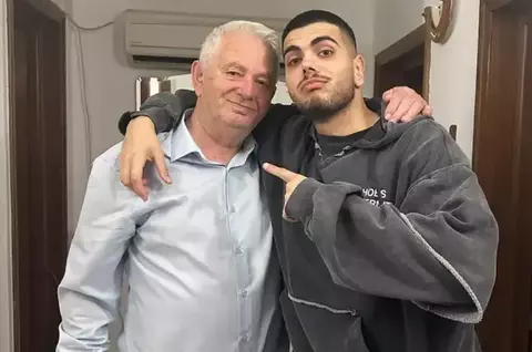 Ce relație are Andrei Bănuță cu tatăl său, după tragediile din familie. Fratele și mama artistului au fost răpuși de boli grave: „Tata a suferit cel mai mult. A pierdut mai mulți copii”