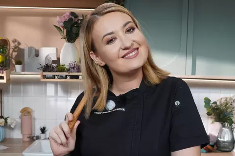Cum arată Roxana Blenche în costum de baie, după ce a slăbit 25 de kilograme: "Ce greu mi-a fost atâția ani!" / A ajuns de la 94 la 71 de kilogarme
