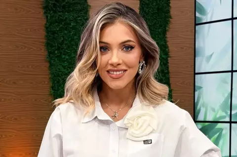 Andreea Ibacka și-a sărbătorit mama. Cum arată Simona Pătrașcu și cât de mult seamănă cele două: „La mulți ani, mămică!”