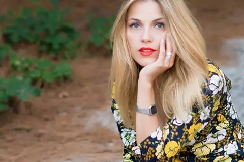 Ce ascunde Andreea Ibacka în geantă