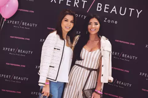 Detalii din culise. Ilinca Obădescu şi Simona Pătruleasa vorbesc despre viaţa din spatele camerelor de filmat