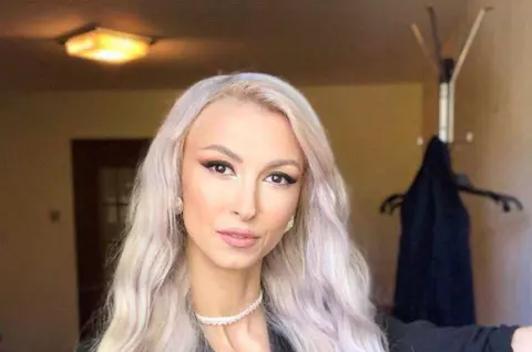 Andreea Bălan a picat examenul de conducere în urmă cu 16 ani: "M-am ofticat foarte tare, dar cred că se întâmplă" - EXCLUSIV