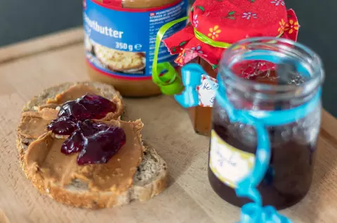 Jeleu de struguri – cea mai simplă și ușoară rețetă