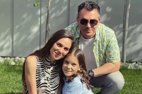 Irina Fodor a stabilit limite clare pentru fiica ei de 14 ani, elevă în clasa a opta: "Am monitorizat cât stă pe telefon. Am pus o aplicație și acum stă cât dau eu drumul la aplicație"