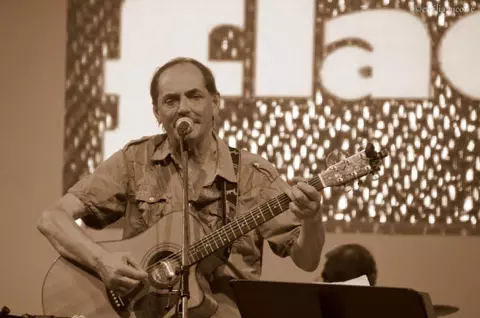 A murit Valentin Moldovan, artist din generația de aur a folkului românesc: "Acum e în Lumină, e Liber și a încheiat Lupta… cel puțin aici, pe pământ"/ Reacția lui Andrei Păunescu