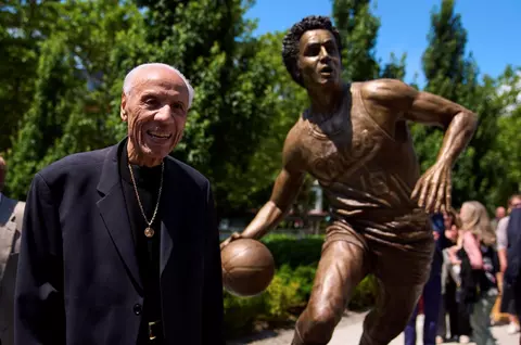 Legendarul Lenny Wilkens a murit la 88 de ani! Baschetbalistul a fost membru al Hall of Fame-ului NBA atât ca jucător, cât şi ca antrenor: "Unul dintre cei mai respectaţi ambasadori ai acestui sport"