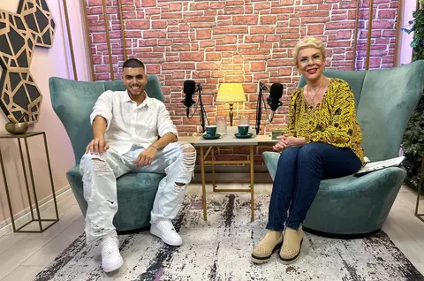 Cum a legat Andrei Bănuță o prietenie strânsă cu Teo Trandafir. Artistul a povestit cum s-au cunoscut: "Am descoperit reciproc că nu am apărut întâmplător unul în viața celuilalt" / EXCLUSIV