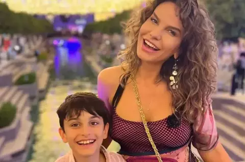 Anna Lesko și fiul ei, Adam, interviu la dublu. Cum este relația dintre ei, ce planuri au pentru Sărbători și care sunt pasiunile lor comune: ”Statul acesta împreună este benefic pentru ambele părți” / EXCLUSIV